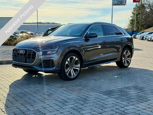 2021 Audi Q8 55 Prestige