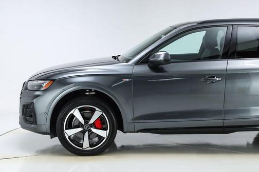 2024 Audi Q5 45 S line quattro Premium