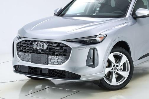 2025 Audi Q5 2.0T quattro Premium