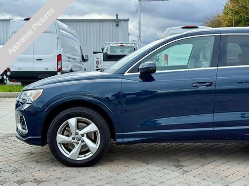 2020 Audi Q3 45 Premium