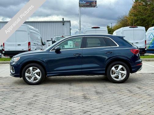 2020 Audi Q3 45 Premium