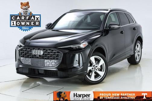 Mythos Black Metallic 2025 Audi Q5 2.0T quattro Premium