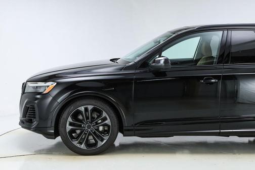 2026 Audi Q7 55 Premium Plus