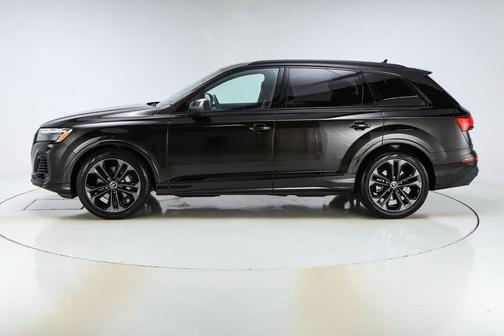 2025 Audi Q7 55 Prestige