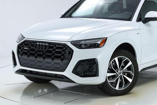 2024 Audi Q5 45 S line quattro Premium