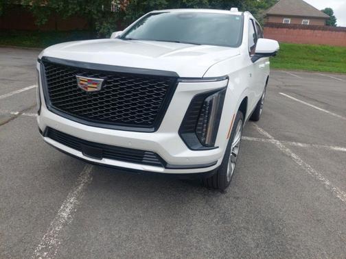 Crystal White Tri-Coat 2025 Cadillac Escalade Sport