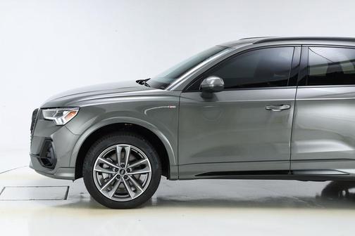 2025 Audi Q3 45 S line Premium