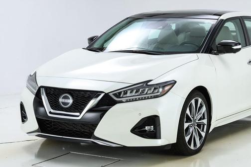 2023 Nissan Maxima Platinum