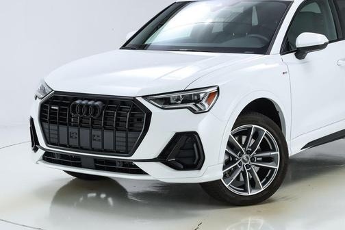 2025 Audi Q3 45 S line Premium