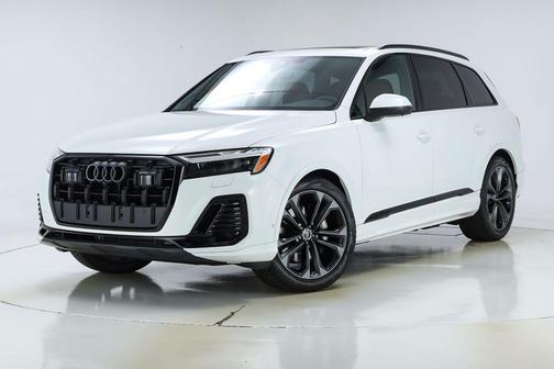 2025 Audi Q7 55 Premium Plus