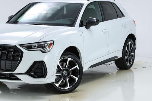 2025 Audi Q3 45 S line Premium