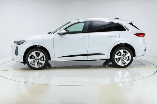 2025 Audi Q5 2.0T quattro Premium