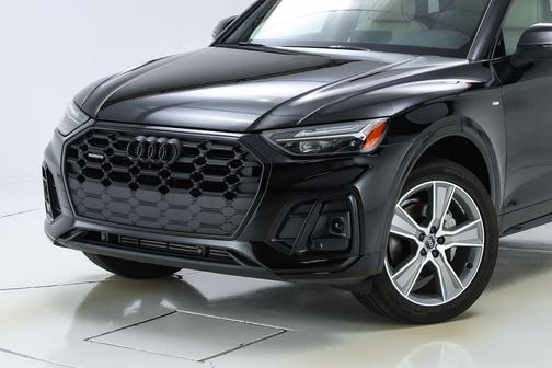 2025 Audi Q5 45 S line quattro Premium
