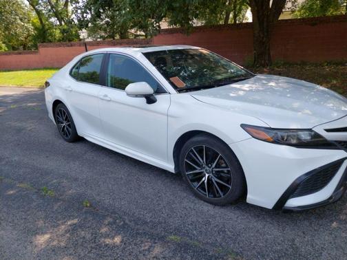 2022 Toyota Camry SE Nightshade