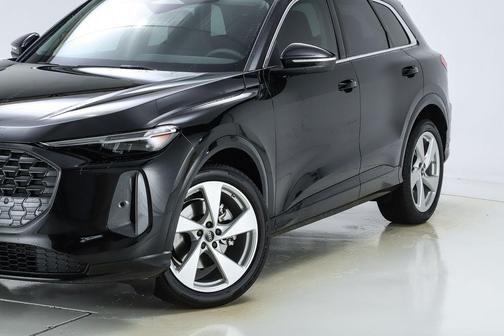 2025 Audi Q5 2.0T quattro Premium