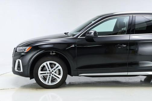 2022 Audi Q5 e 55 S line quattro Premium