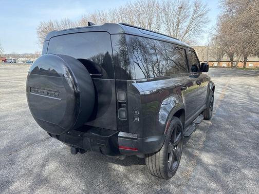 2026 Land Rover Defender P300 S