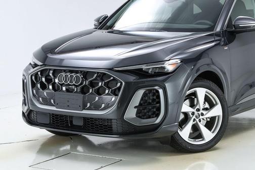 2025 Audi Q5 2.0T Premium