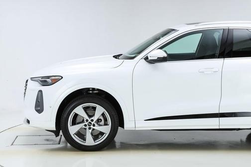 2025 Audi Q5 2.0T quattro Premium