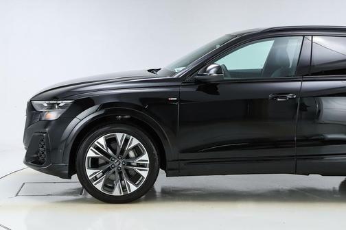 2026 Audi Q8 55