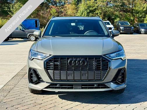 2025 Audi Q3 45 S line Premium