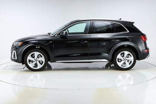 2025 Audi Q5 45 S line quattro Premium