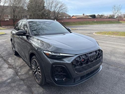 2025 Audi SQ5 3.0T quattro Premium