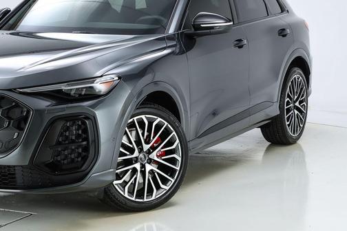 2025 Audi SQ5 3.0T quattro Premium