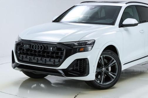 2026 Audi Q8 55
