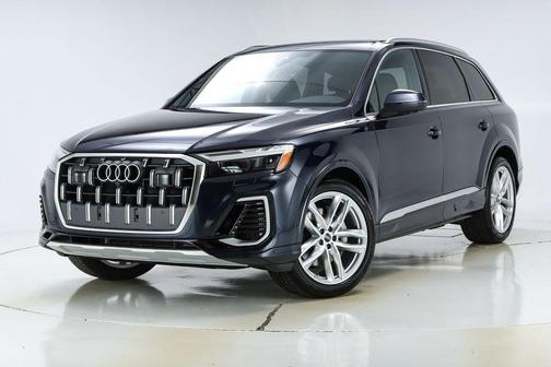 2025 Audi Q7 55 Premium Plus