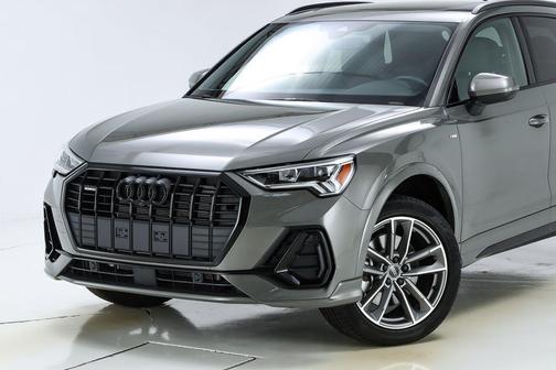2024 Audi Q3 45 S line Premium