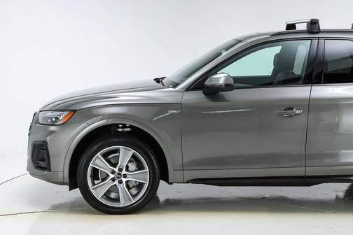 2025 Audi Q5 45 S line quattro Premium