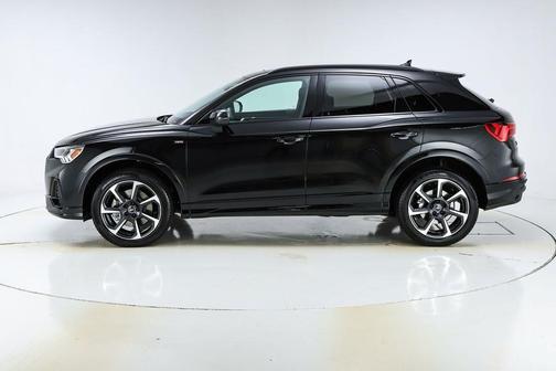 2025 Audi Q3 45 S line Premium