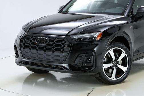 2023 Audi Q5 45 S line Prestige