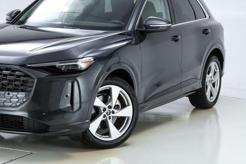 2025 Audi Q5 2.0T quattro Premium