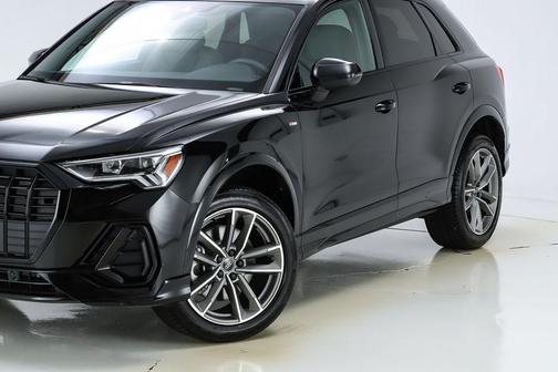 2025 Audi Q3 45 S line Premium