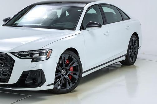 2025 Audi S8 4.0T quattro