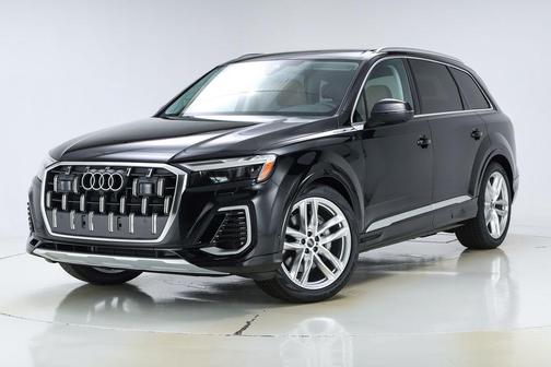 2025 Audi Q7 55 Premium Plus