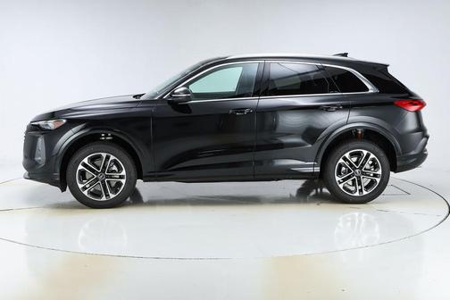 2025 Audi Q5 2.0T quattro Premium