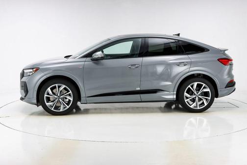 2024 Audi Q4 e-tron 55 quattro Premium