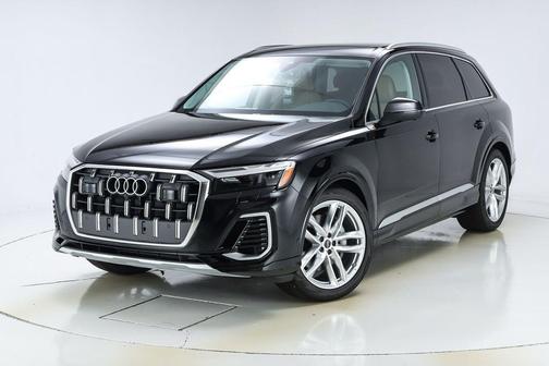 2025 Audi Q7 55 Premium Plus