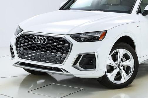 2024 Audi Q5 45 S line quattro Premium