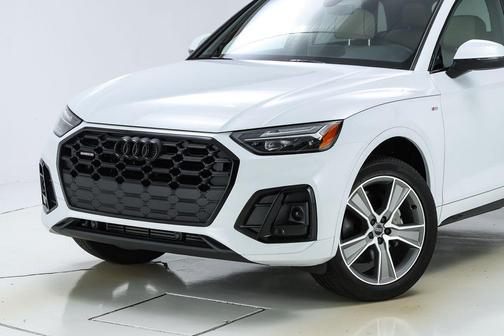 2025 Audi Q5 45 S line quattro Premium