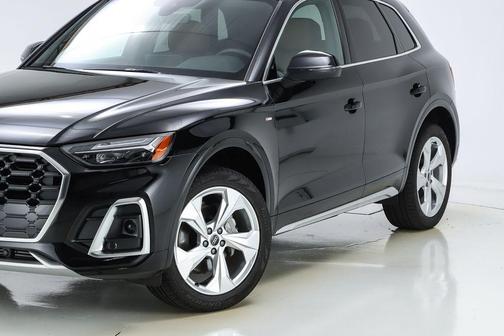 2025 Audi Q5 45 S line quattro Premium