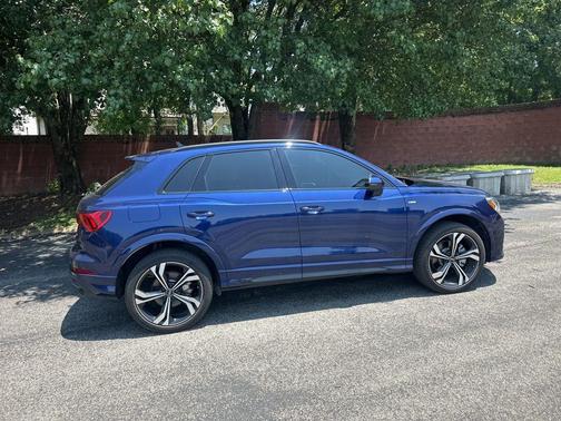 2024 Audi Q3 45 S line Premium