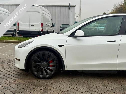 2022 Tesla Model Y Performance