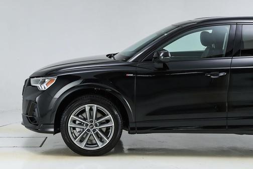 2025 Audi Q3 45 S line Premium