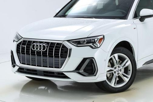 2020 Audi Q3 45 S line Prestige