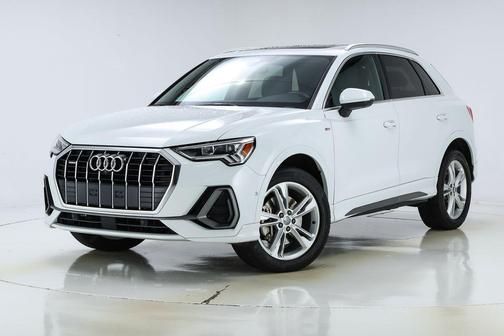 2020 Audi Q3 45 S line Prestige