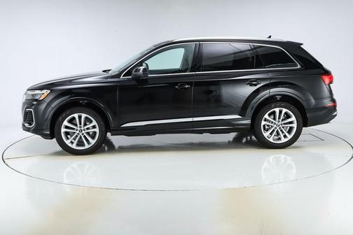 2025 Audi Q7 55 Premium Plus